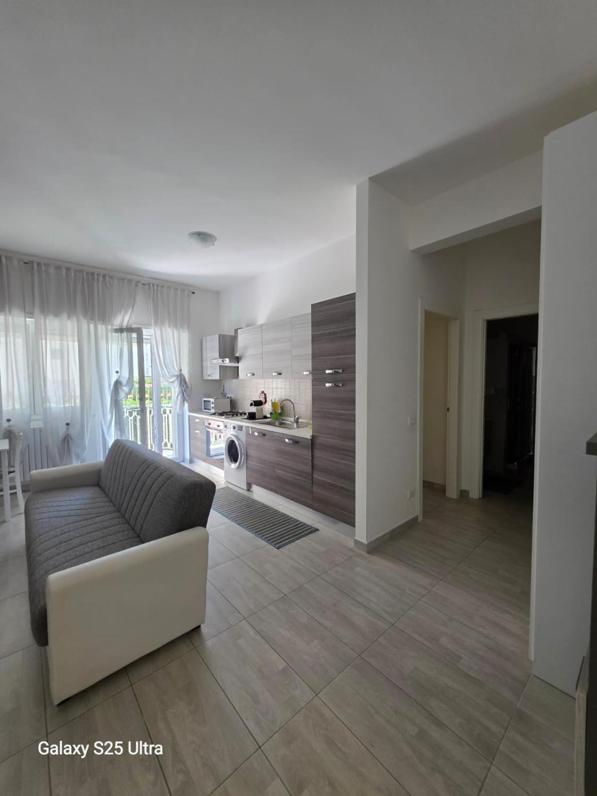 Calliope Terracina Luaran gambar